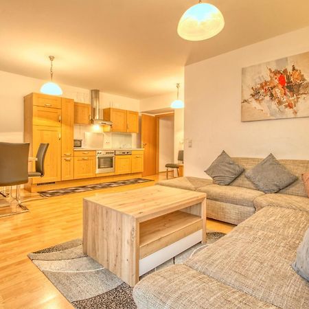 Zeller City Apt Aydin - By Alpen Apartments Zell am See Esterno foto