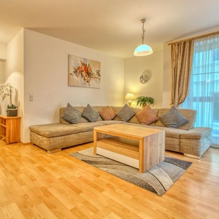 Zeller City Apt Aydin - By Alpen Apartments Zell am See Esterno foto